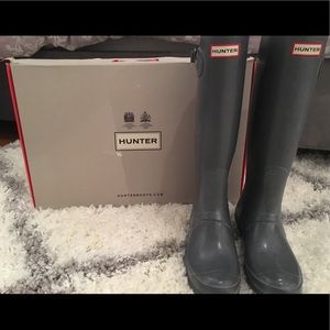 HUNTER rain boots